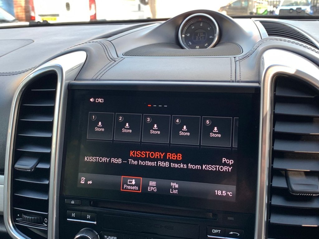 Used Porsche Cayenne 2016 for sale - 76797699: Photo 30