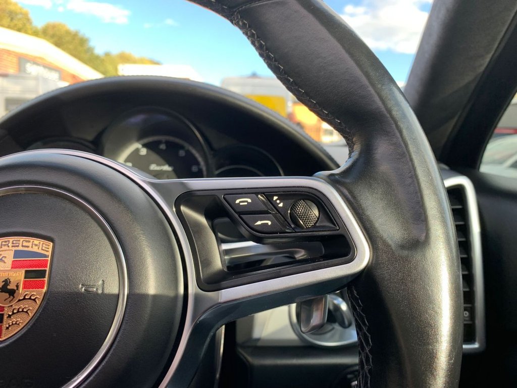 Used Porsche Cayenne 2016 for sale - 76797699: Photo 34