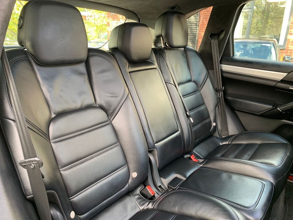 Used Porsche Cayenne 2016 for sale - 76797699: Photo 42