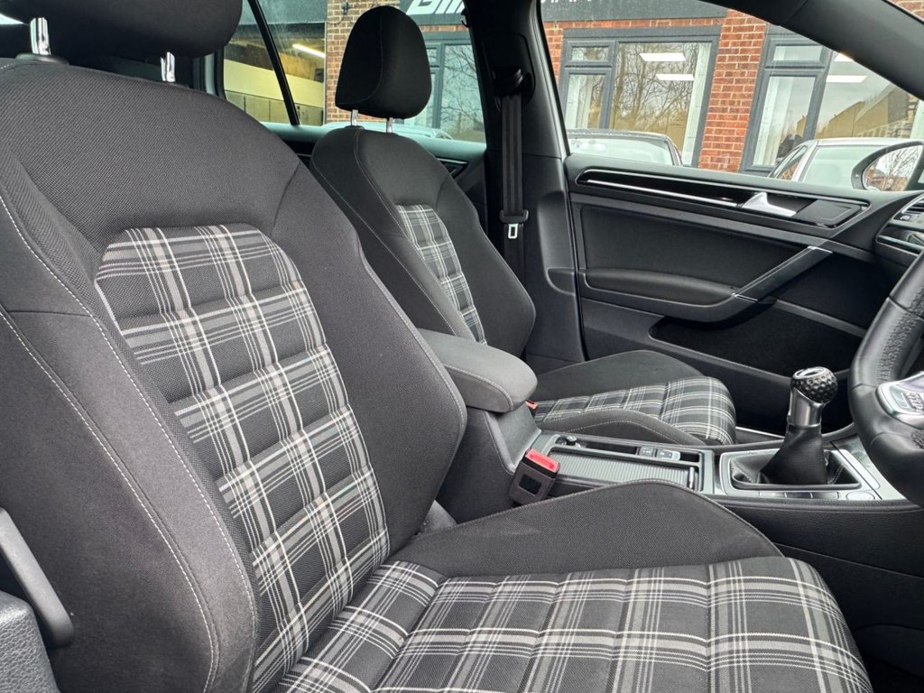 Used Volkswagen Golf 2017 for sale - 77798256: Photo 13