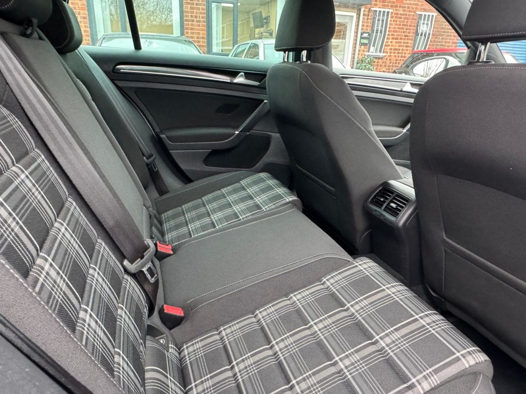 Used Volkswagen Golf 2017 for sale - 77798256: Photo 17