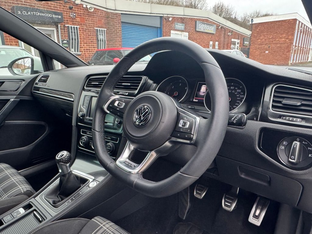 Used Volkswagen Golf 2017 for sale - 77798256: Photo 21