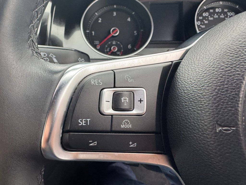 Used Volkswagen Golf 2017 for sale - 77798256: Photo 30