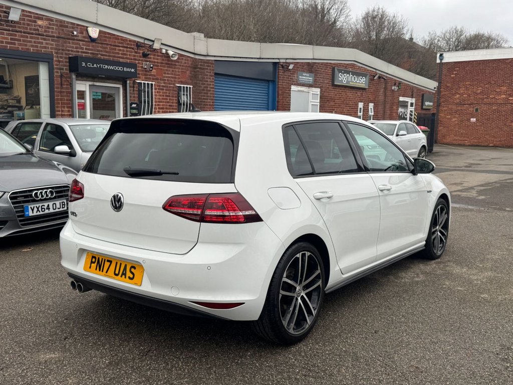 Used Volkswagen Golf 2017 for sale - 77798256: Photo 4