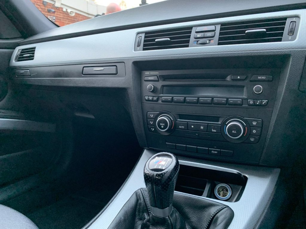 Used BMW 3 Series 2010 for sale - 76797772: Photo 25