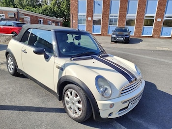 Used MINI Convertible 2006 for sale - 76797612: Photo