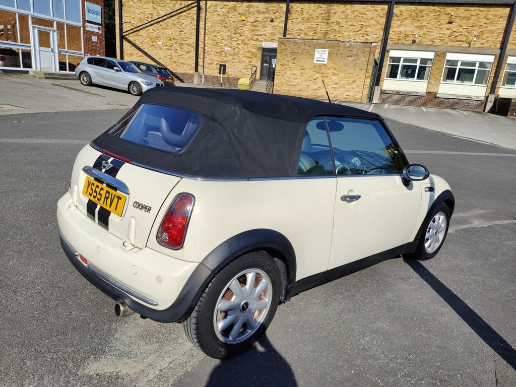 Used MINI Convertible 2006 for sale - 76797612: Photo 4