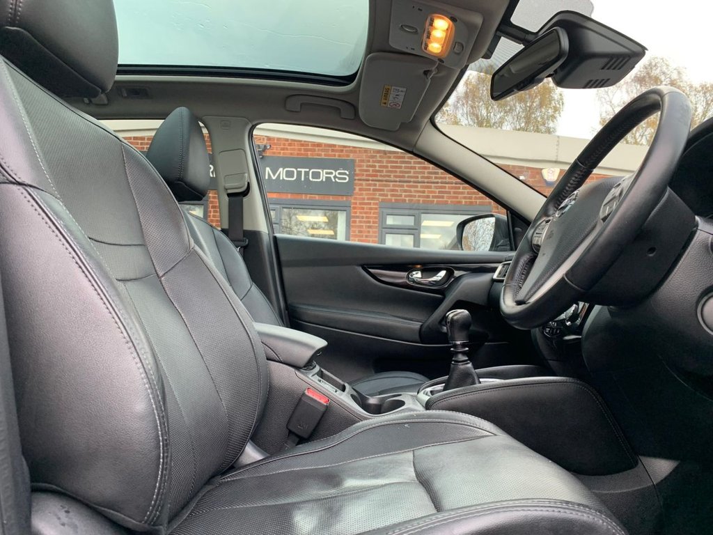 Used Nissan Qashqai 2015 for sale - 76797912: Photo 14