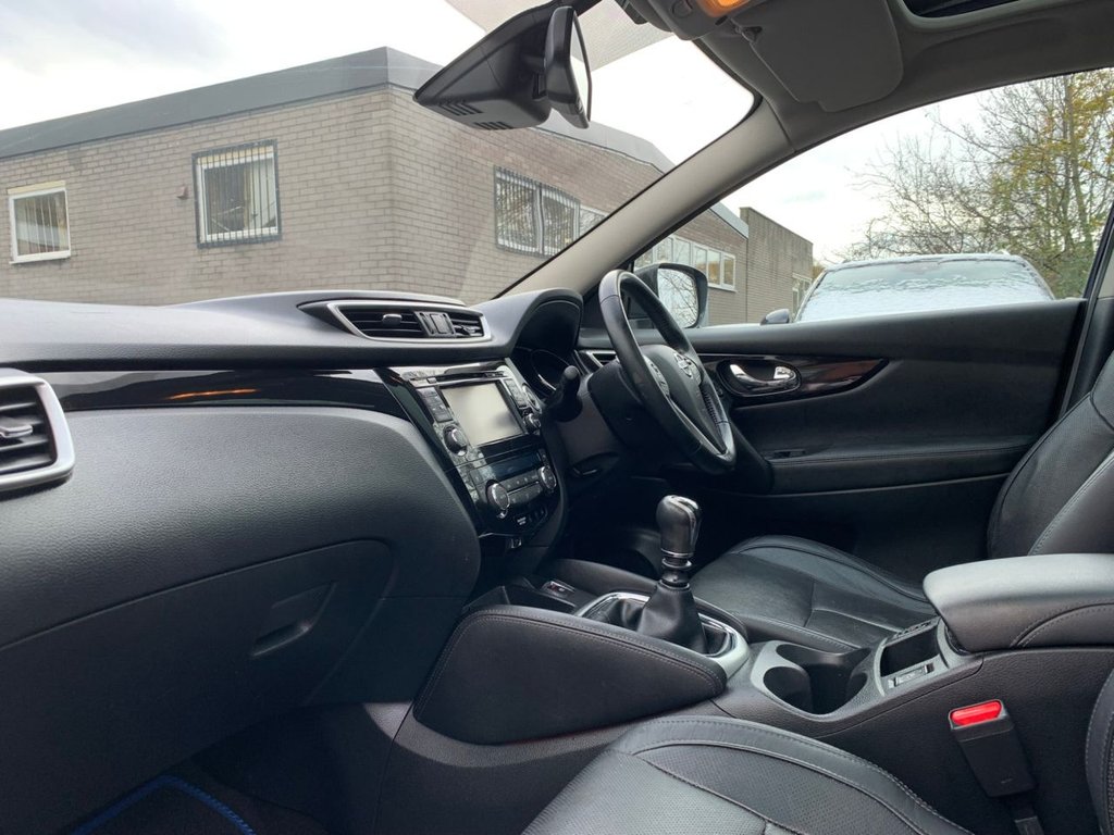 Used Nissan Qashqai 2015 for sale - 76797912: Photo 16