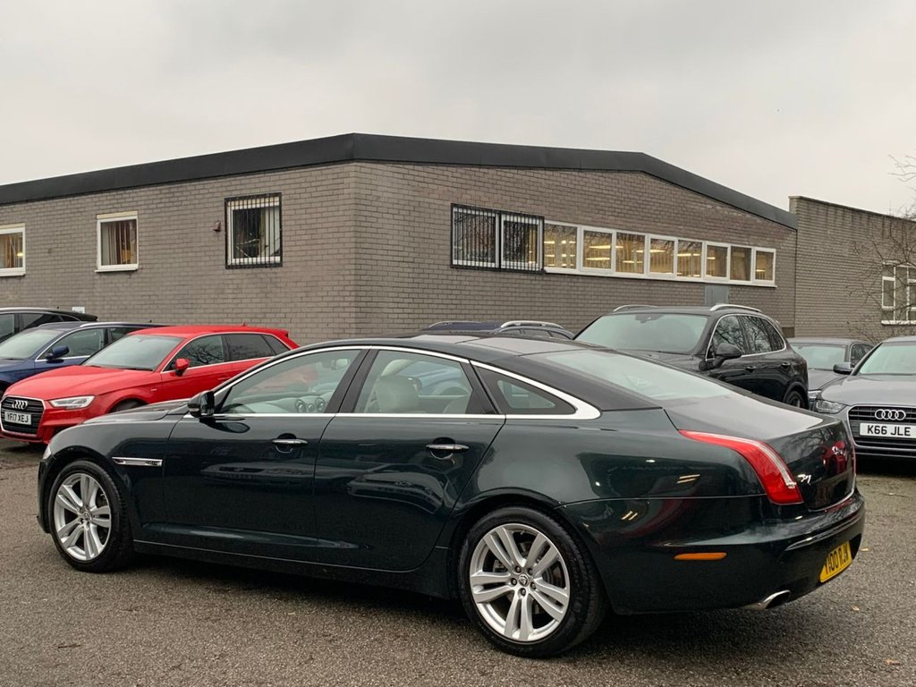 Used Jaguar XJ 2010 for sale - 77042565: Photo 10