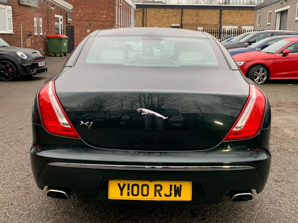 Used Jaguar XJ 2010 for sale - 77042565: Photo 13
