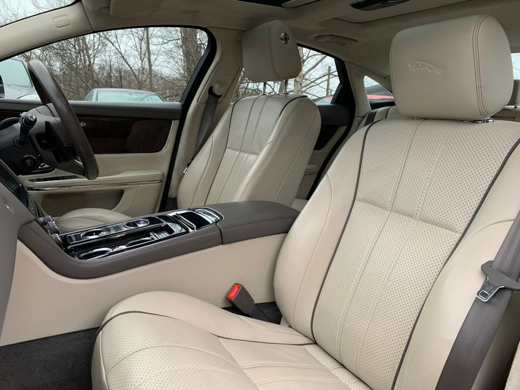 Used Jaguar XJ 2010 for sale - 77042565: Photo 19