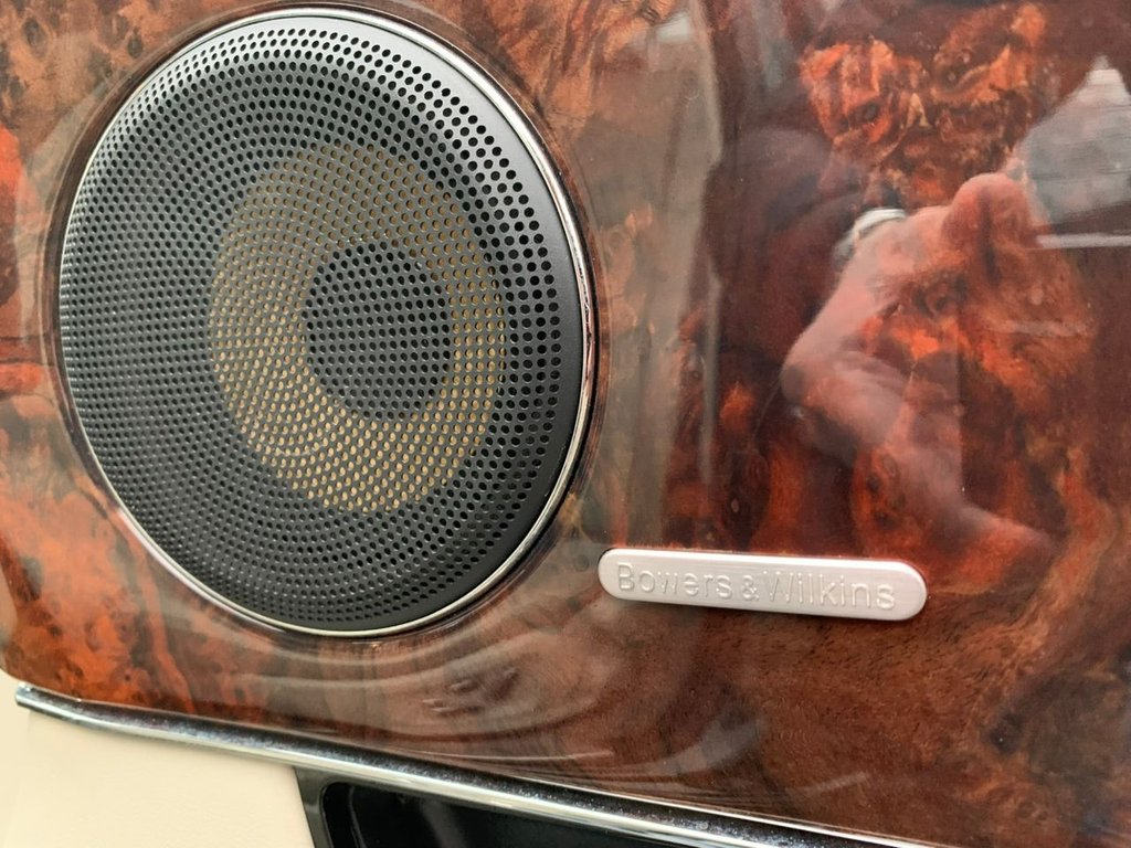 Used Jaguar XJ 2010 for sale - 77042565: Photo 26