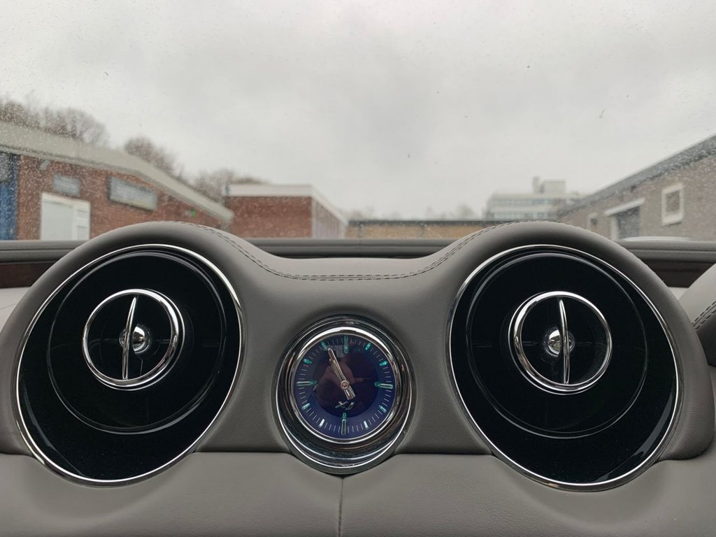 Used Jaguar XJ 2010 for sale - 77042565: Photo 36