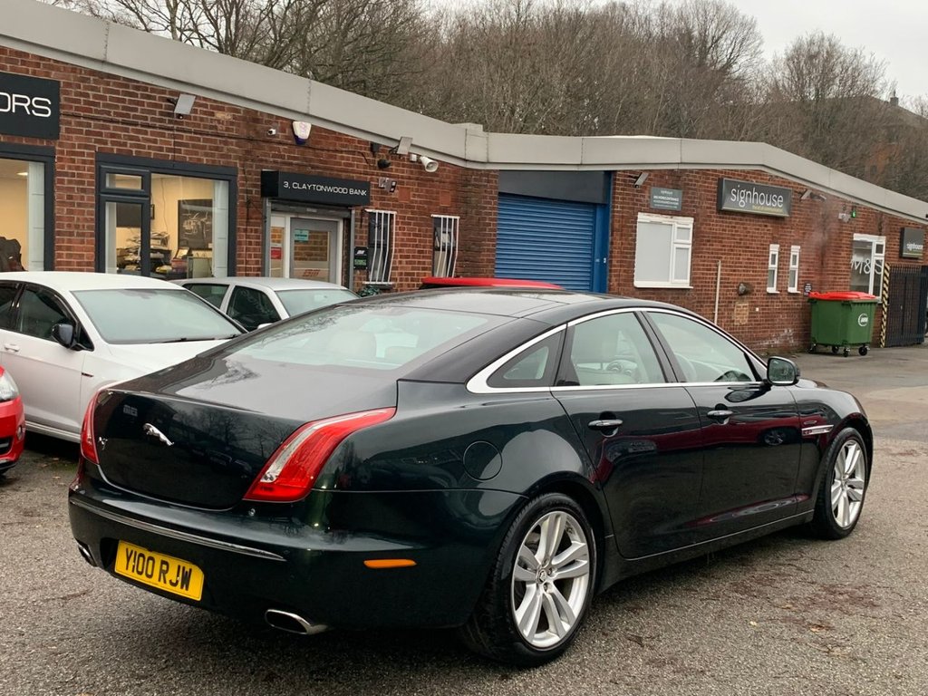 Used Jaguar XJ 2010 for sale - 77042565: Photo 4
