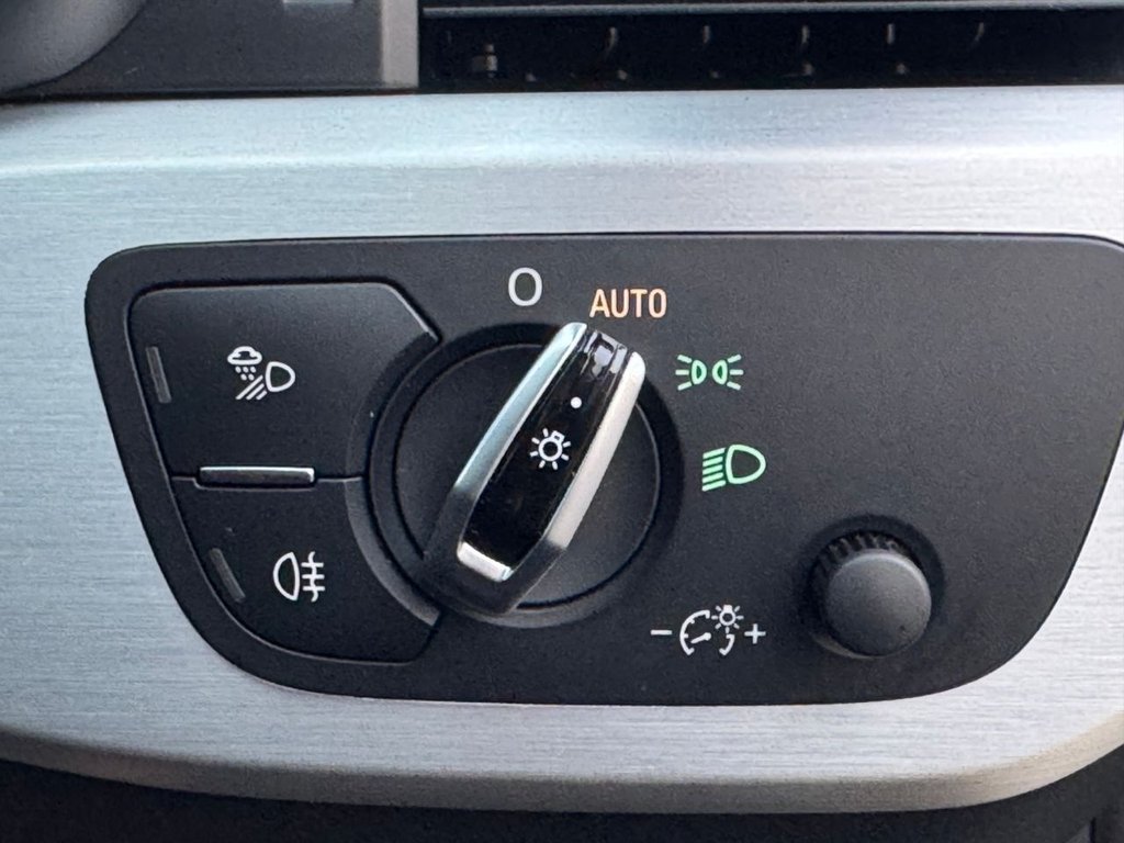 Used Audi A4 2017 for sale - 77547596: Photo 34