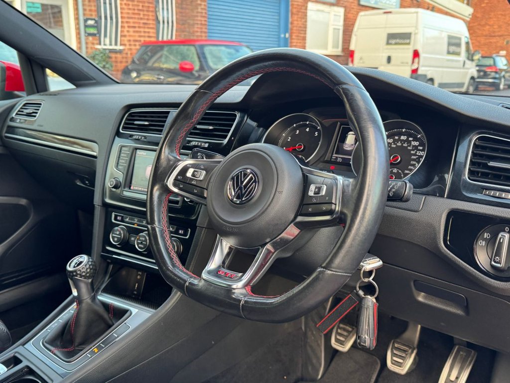 Used Volkswagen Golf 2016 for sale - 76797759: Photo 12