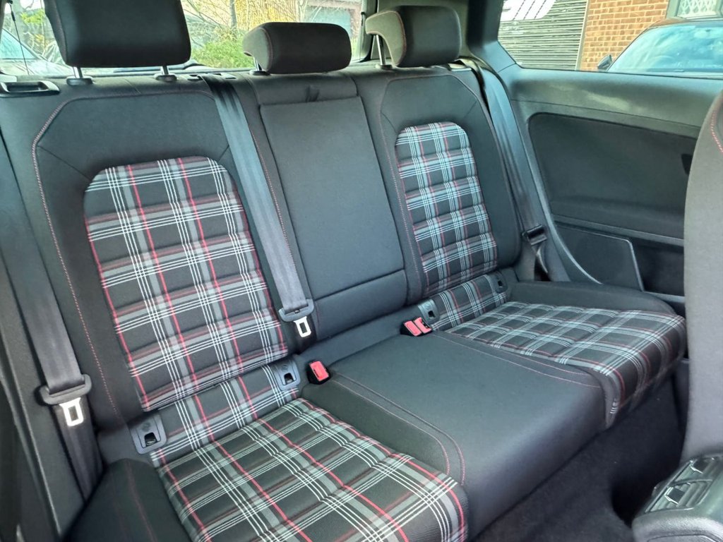 Used Volkswagen Golf 2016 for sale - 76797759: Photo 20