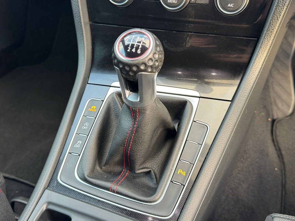 Used Volkswagen Golf 2016 for sale - 76797759: Photo 32