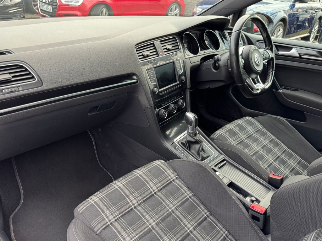Used Volkswagen Golf 2016 for sale - 77050812: Photo 16