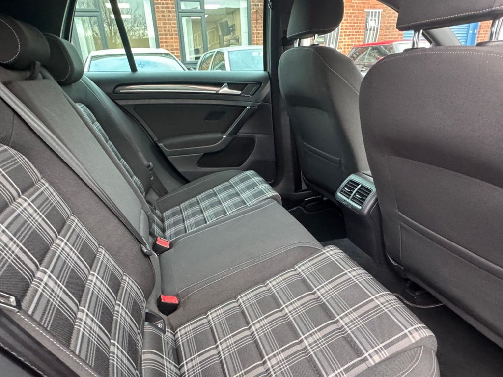 Used Volkswagen Golf 2016 for sale - 77050812: Photo 17