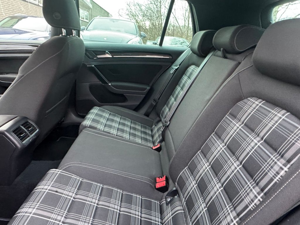 Used Volkswagen Golf 2016 for sale - 77050812: Photo 20