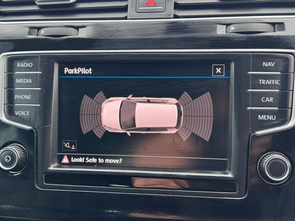 Used Volkswagen Golf 2016 for sale - 77050812: Photo 25