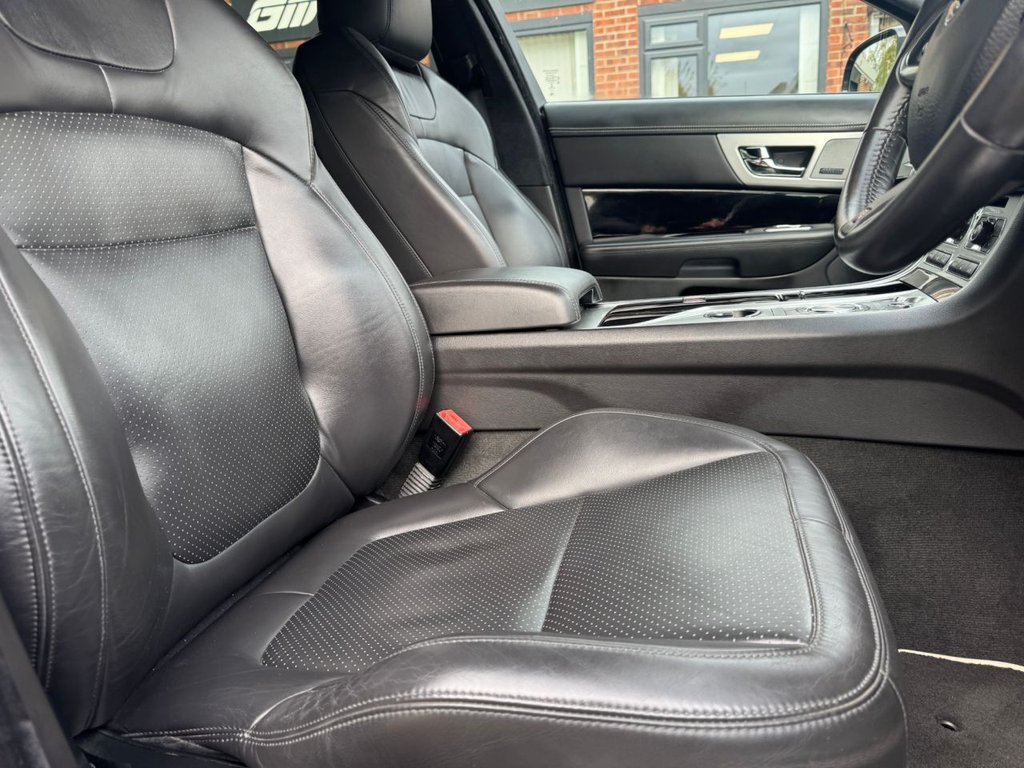 Used Jaguar XF 2015 for sale - 76797621: Photo 14