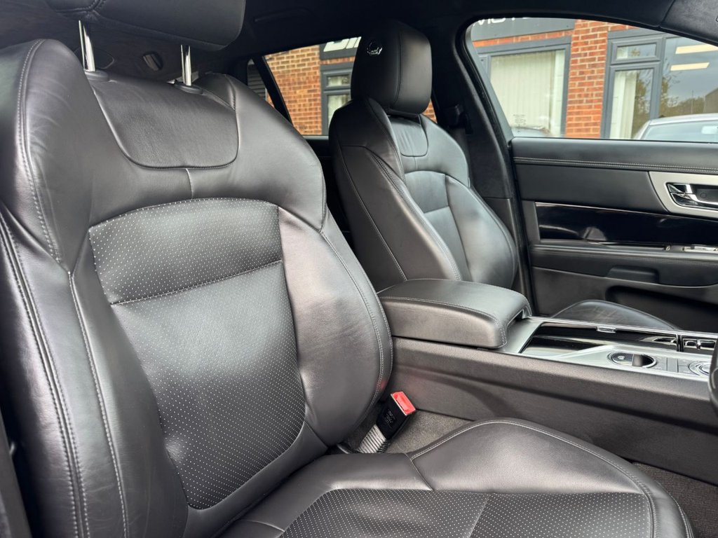 Used Jaguar XF 2015 for sale - 76797621: Photo 15