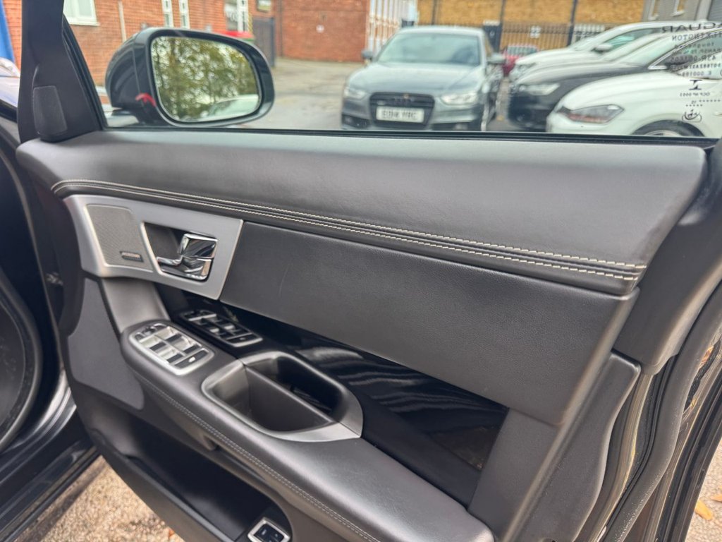 Used Jaguar XF 2015 for sale - 76797621: Photo 32