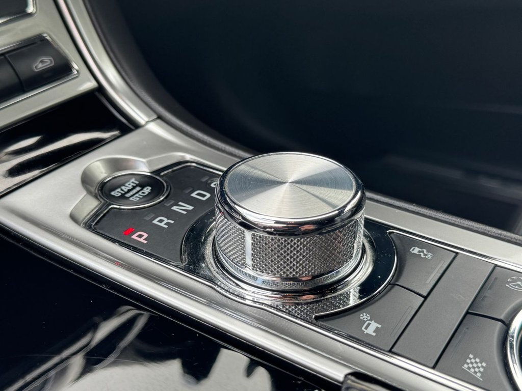 Used Jaguar XF 2015 for sale - 76797621: Photo 44