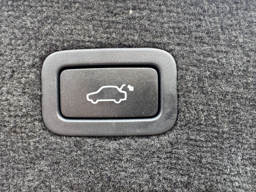 Used Jaguar XF 2015 for sale - 76797621: Photo 46