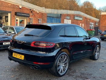 Used Porsche Macan 2017 for sale - 76826496: Photo