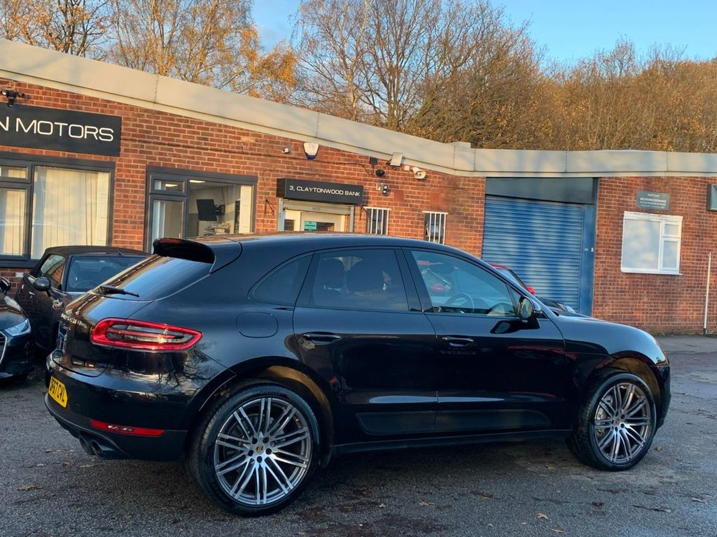 Used Porsche Macan 2017 for sale - 76826496: Photo 6