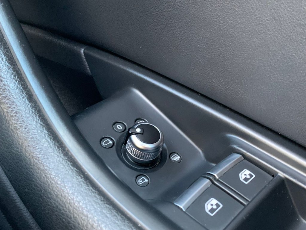 Used Audi A4 Avant 2017 for sale - 76900934: Photo 41