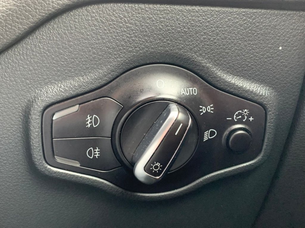 Used Audi Q5 2016 for sale - 76798203: Photo 32