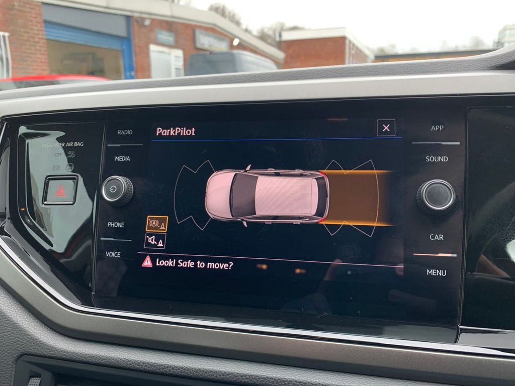 Used Volkswagen Polo 2018 for sale - 77920334: Photo 24