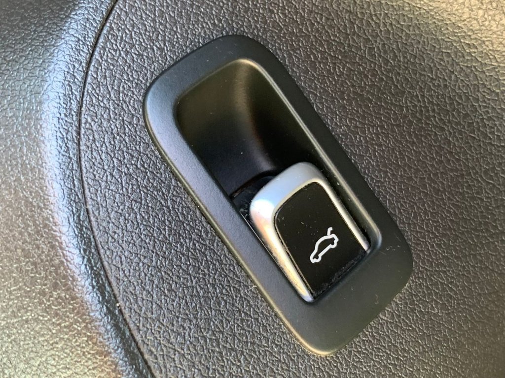 Used Audi Q5 2015 for sale - 76797539: Photo 32