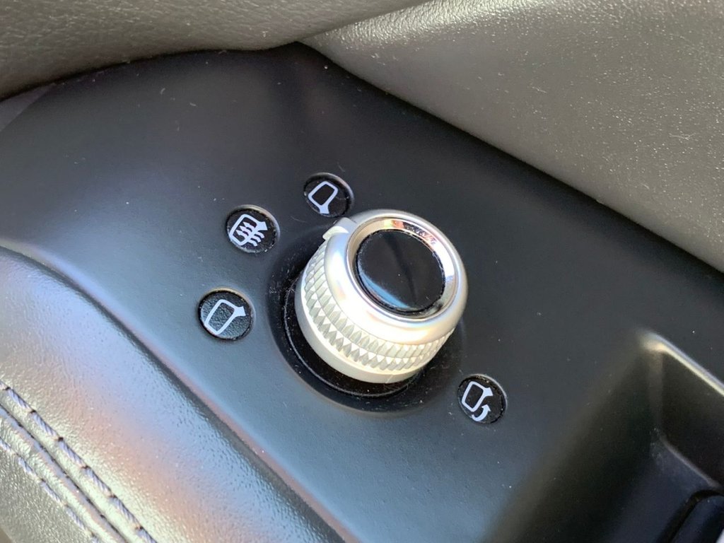 Used Audi Q5 2015 for sale - 76797539: Photo 33