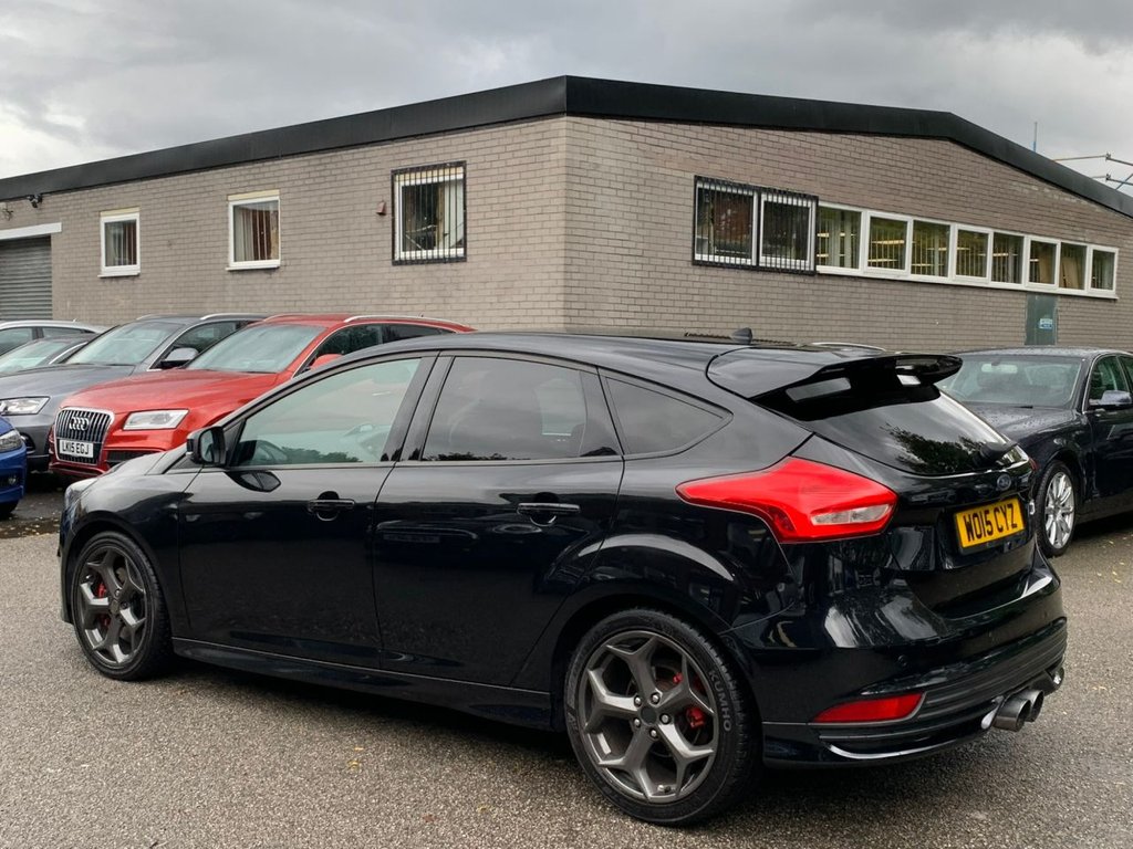 Used Ford Focus 2015 for sale - 76797542: Photo 5