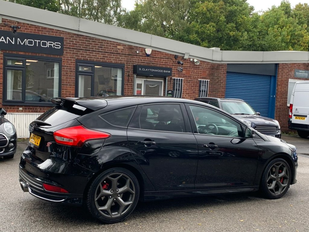 Used Ford Focus 2015 for sale - 76797542: Photo 8