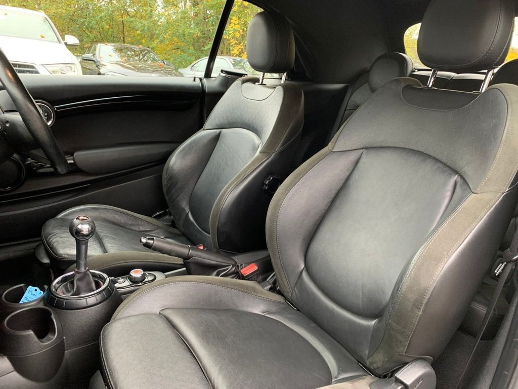 Used MINI Convertible 2017 for sale - 76797712: Photo 16