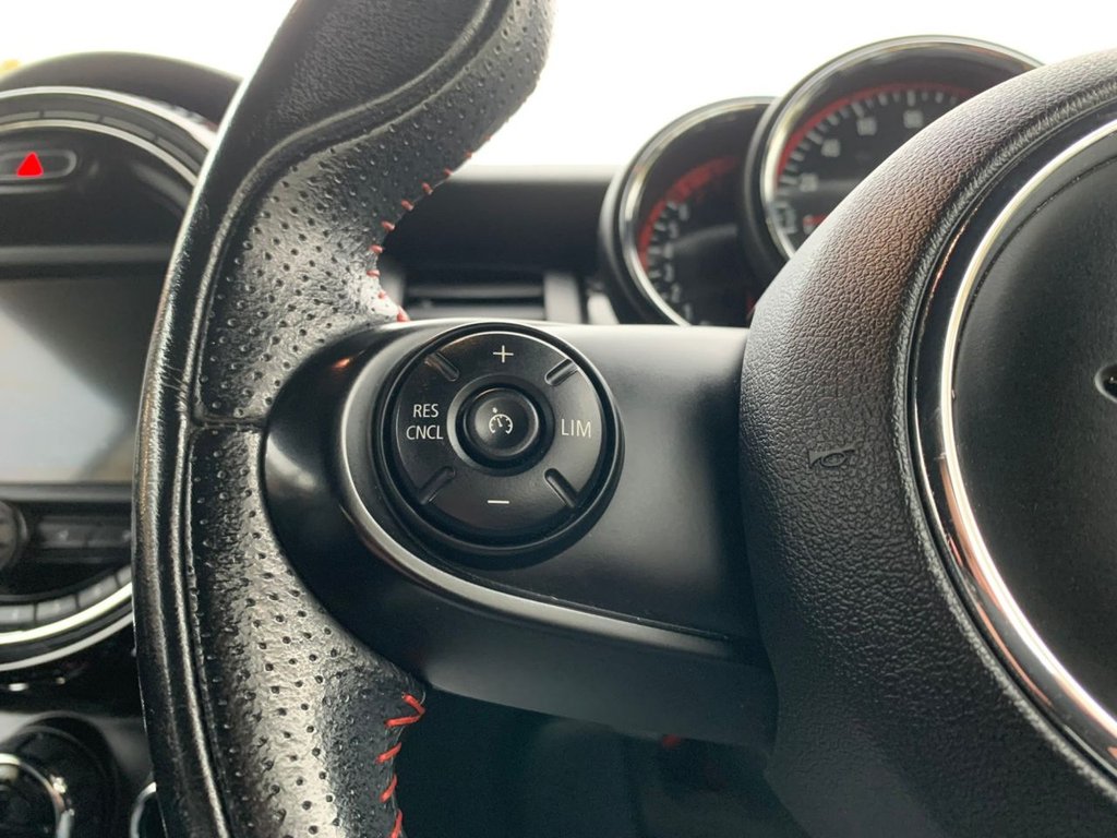 Used MINI Convertible 2017 for sale - 76797712: Photo 24