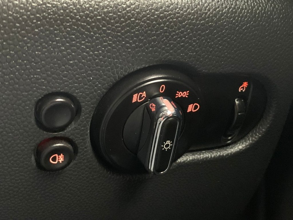 Used MINI Convertible 2017 for sale - 76797712: Photo 26