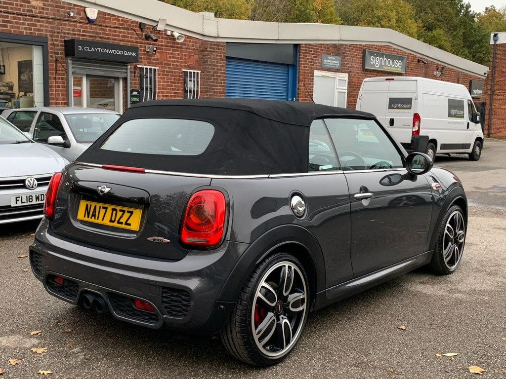 Used MINI Convertible 2017 for sale - 76797712: Photo 4