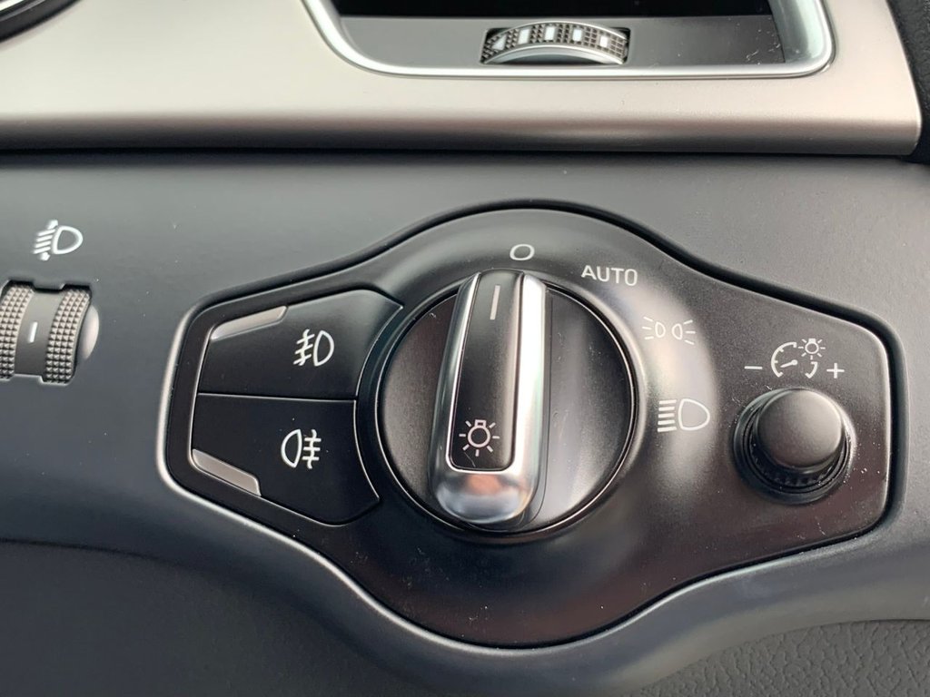 Used Audi A4 2014 for sale - 76900457: Photo 31