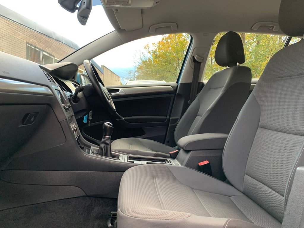 Used Volkswagen Golf 2016 for sale - 76797690: Photo 17