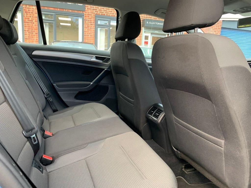 Used Volkswagen Golf 2016 for sale - 76797690: Photo 18