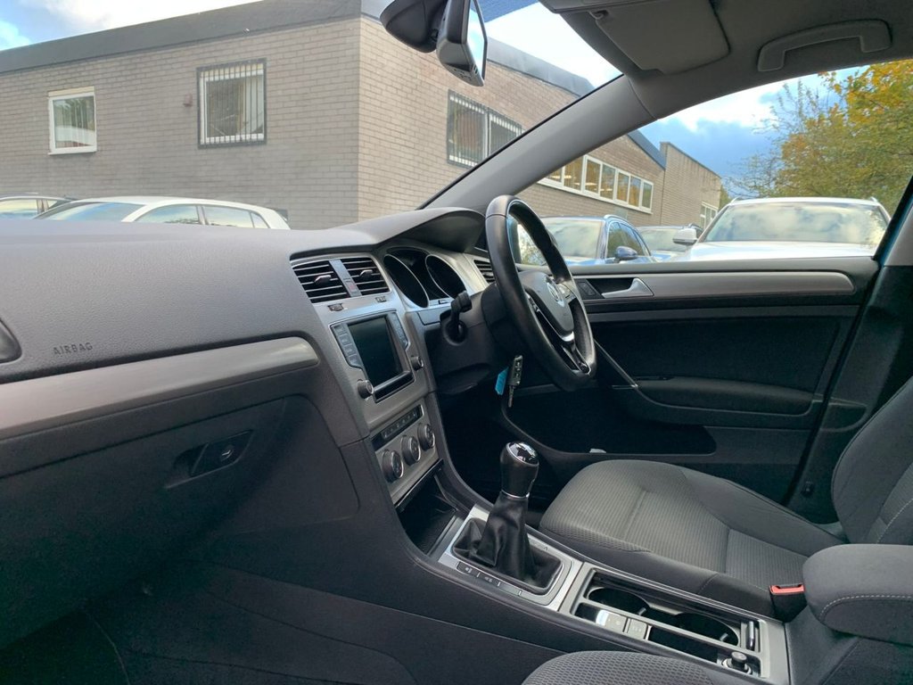 Used Volkswagen Golf 2016 for sale - 76797690: Photo 22