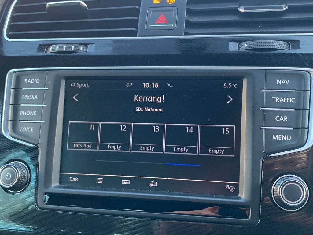 Used Volkswagen Golf 2017 for sale - 76900935: Photo 24